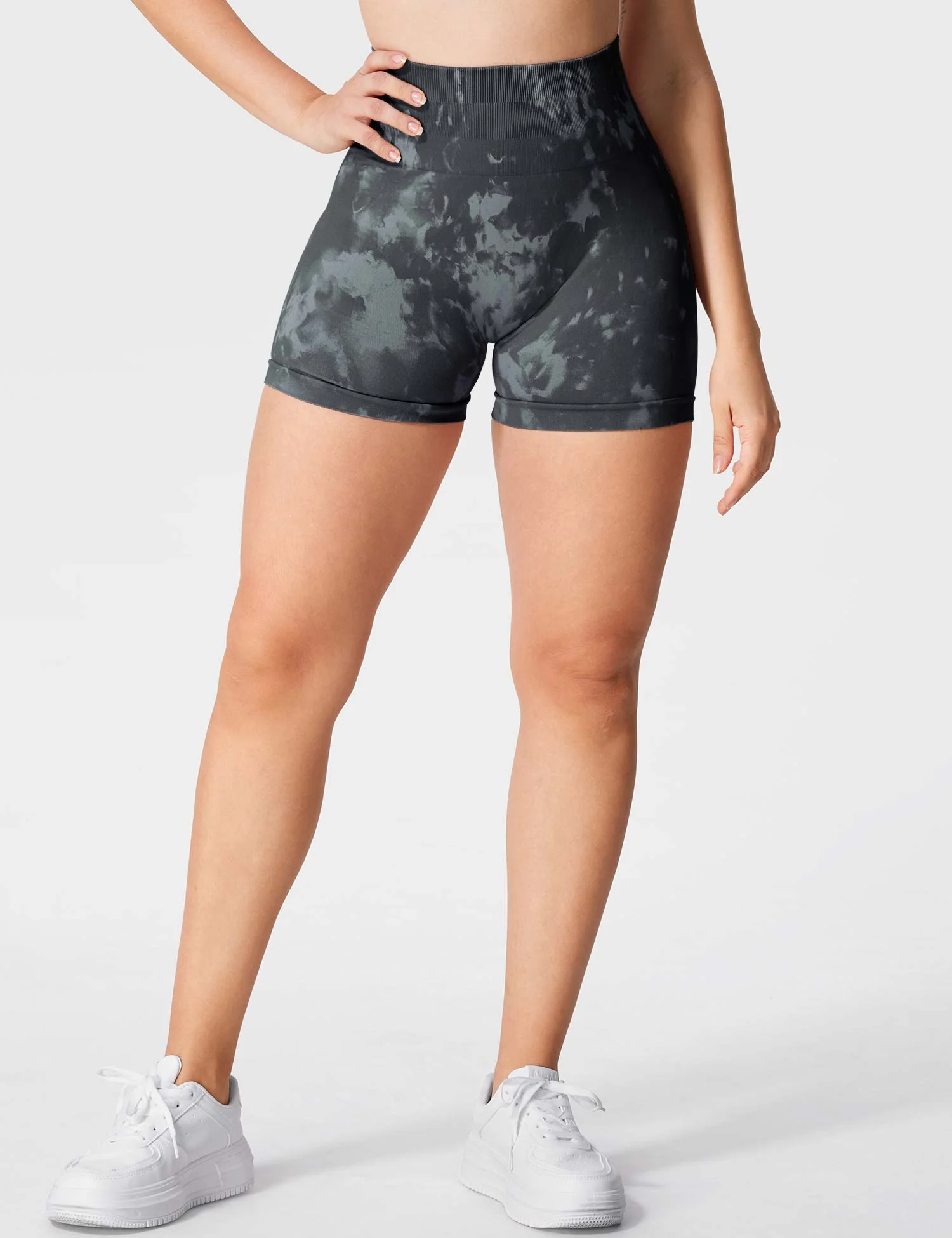 Yeoreo Seamless Print Jada Shorts - Image 9