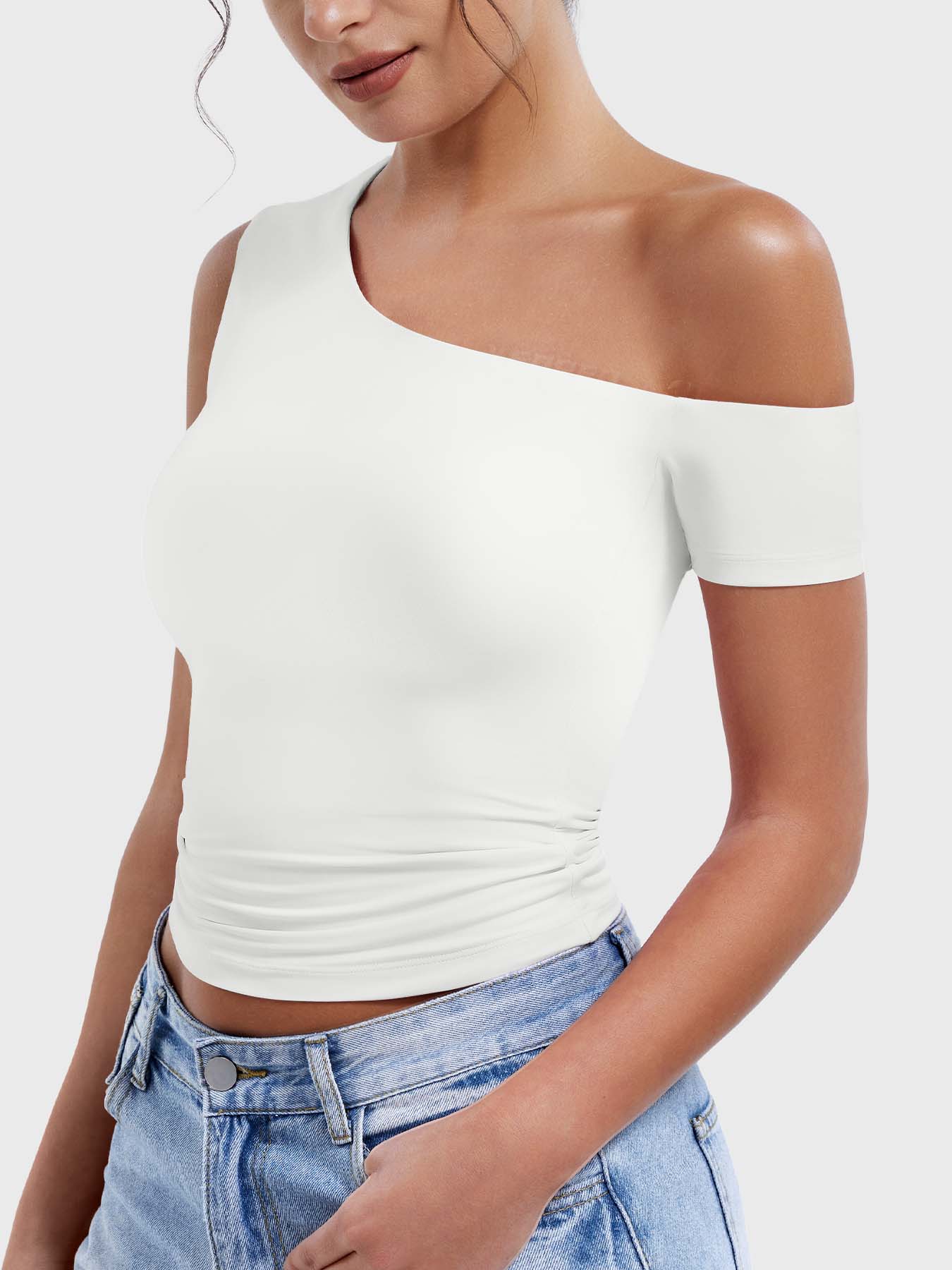 Yeoreo Abigil One-Shoulder Sleeve Top - Image 14