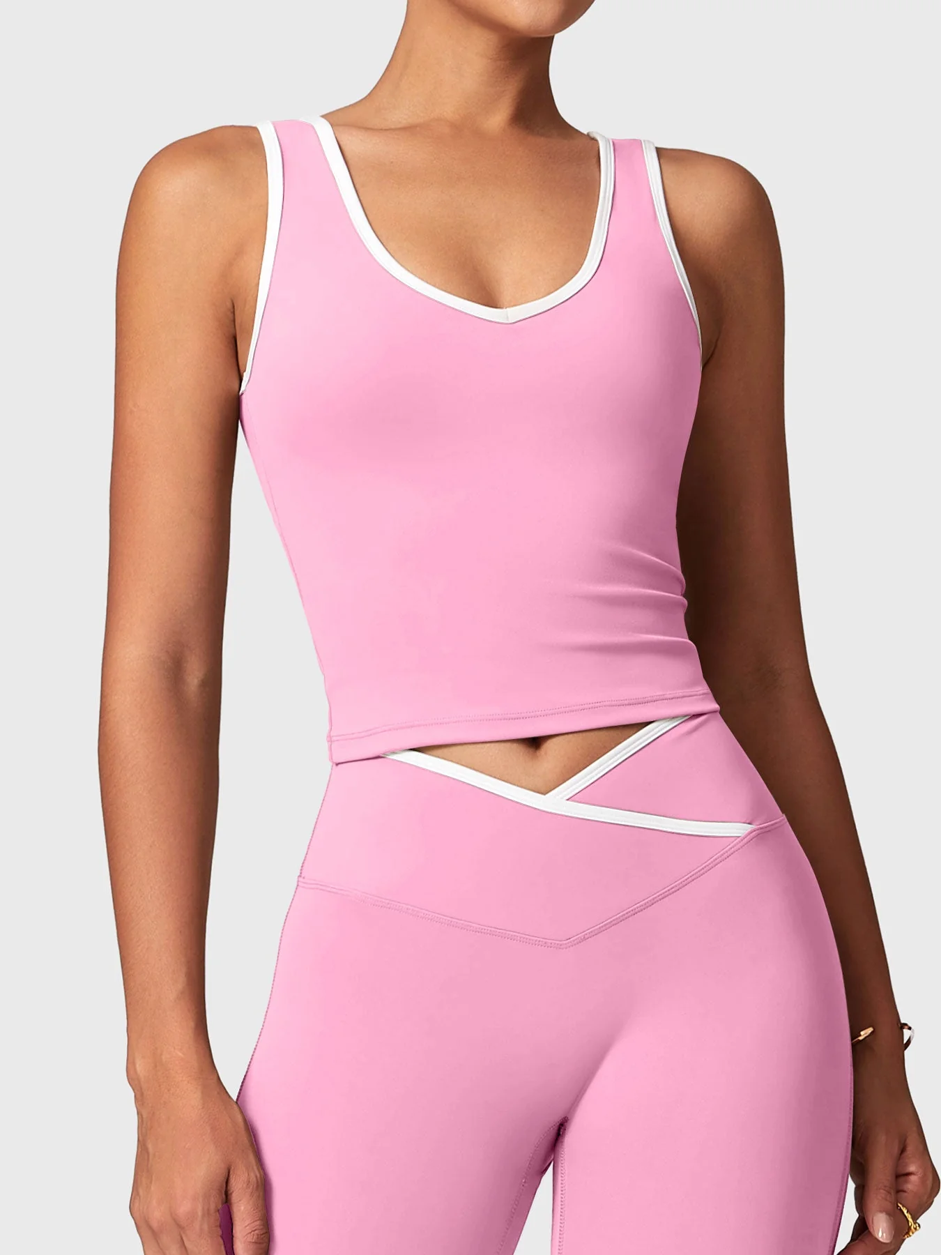 Yeoreo Alberta Contrast Trim Tank - Image 17
