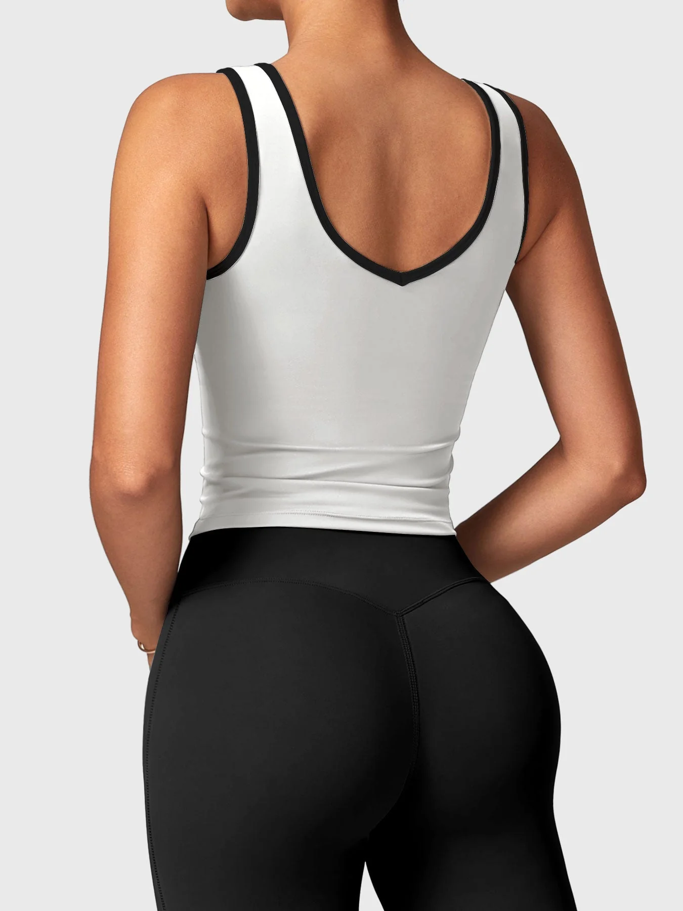 Yeoreo Alberta Contrast Trim Tank - Image 2