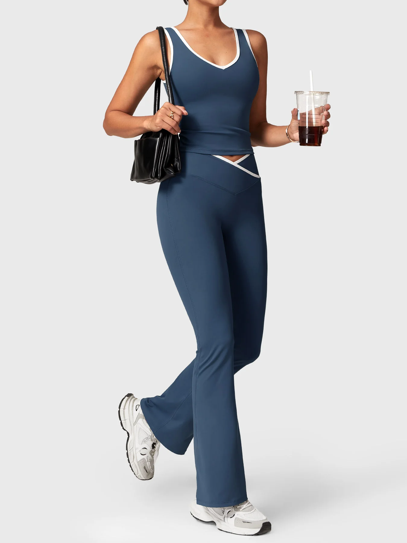 Yeoreo Alberta Contrast Trim Tank - Image 28