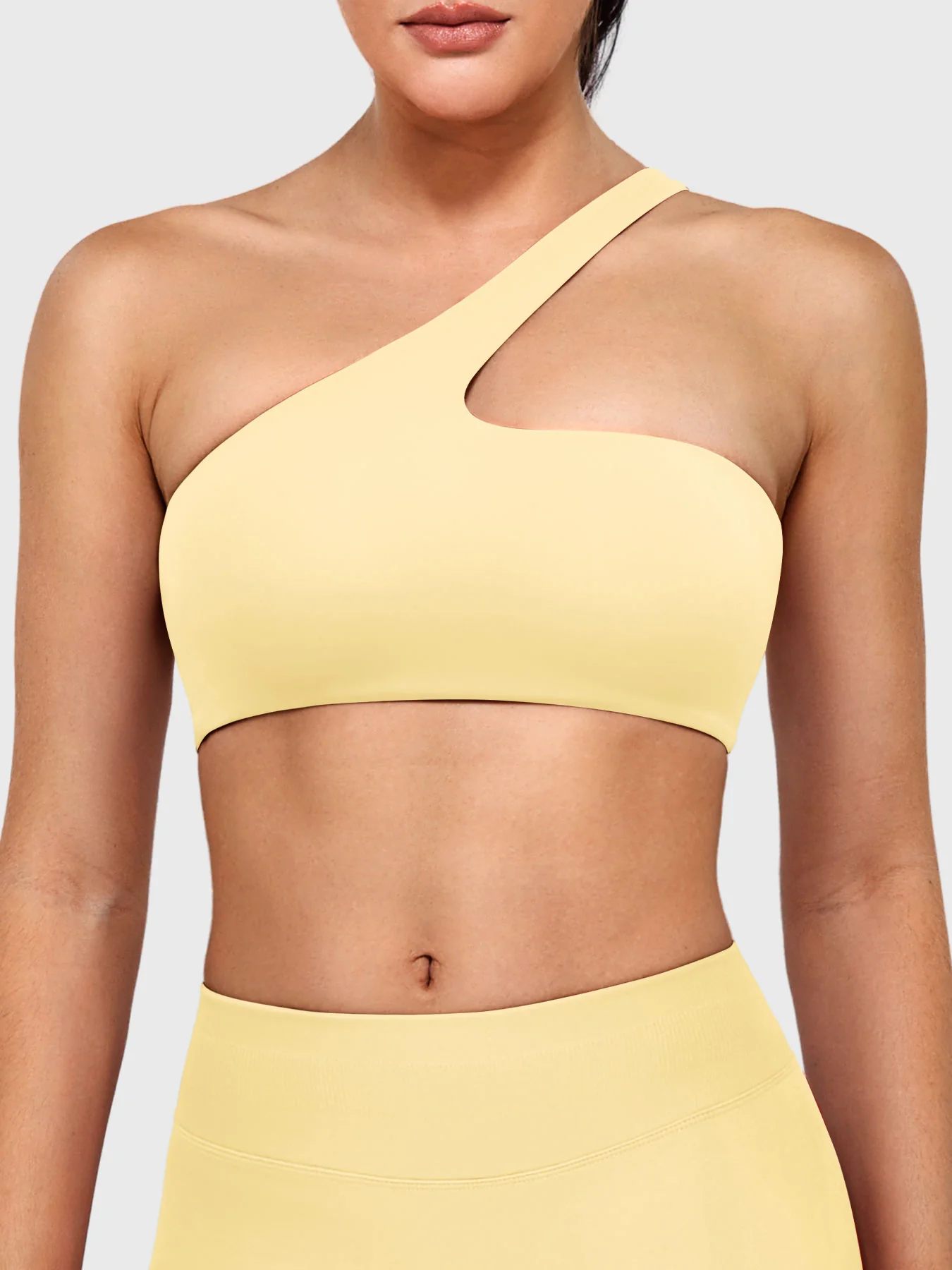Yeoreo Claranie One-Shoulder Sports Bra - Image 13