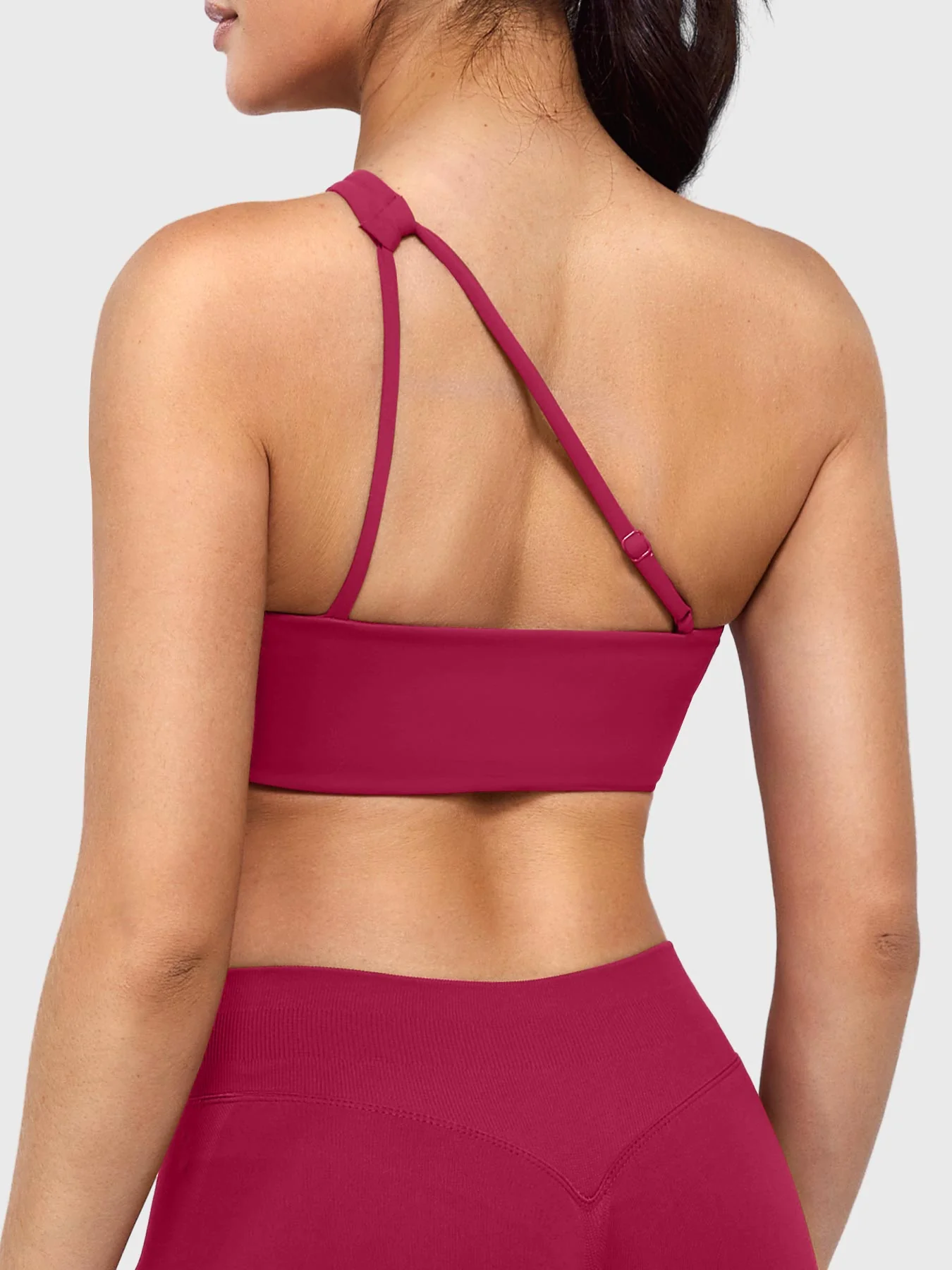 Yeoreo Claranie One-Shoulder Sports Bra - Image 3