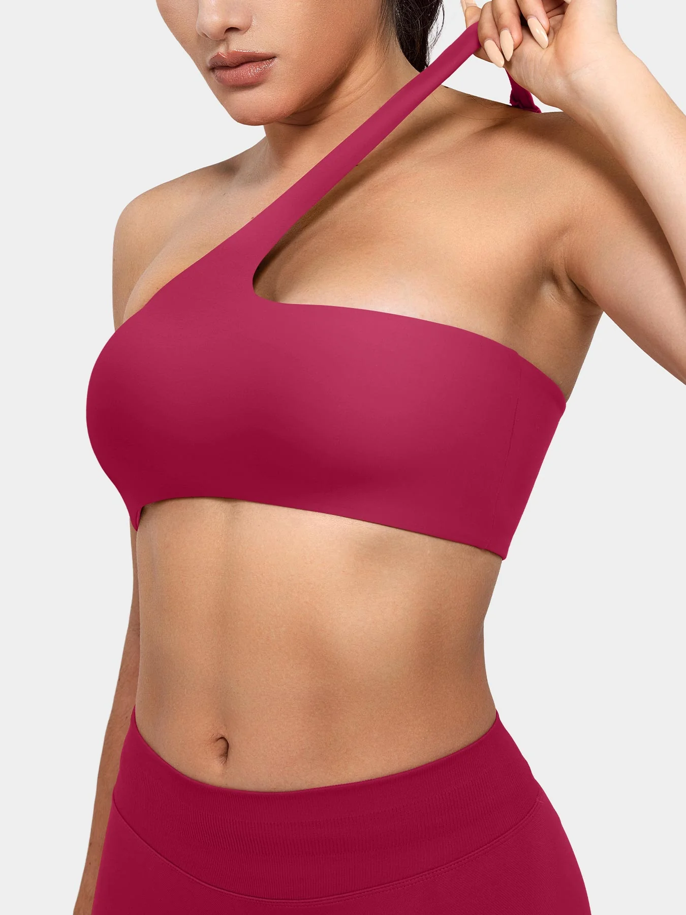 Yeoreo Claranie One-Shoulder Sports Bra - Image 4