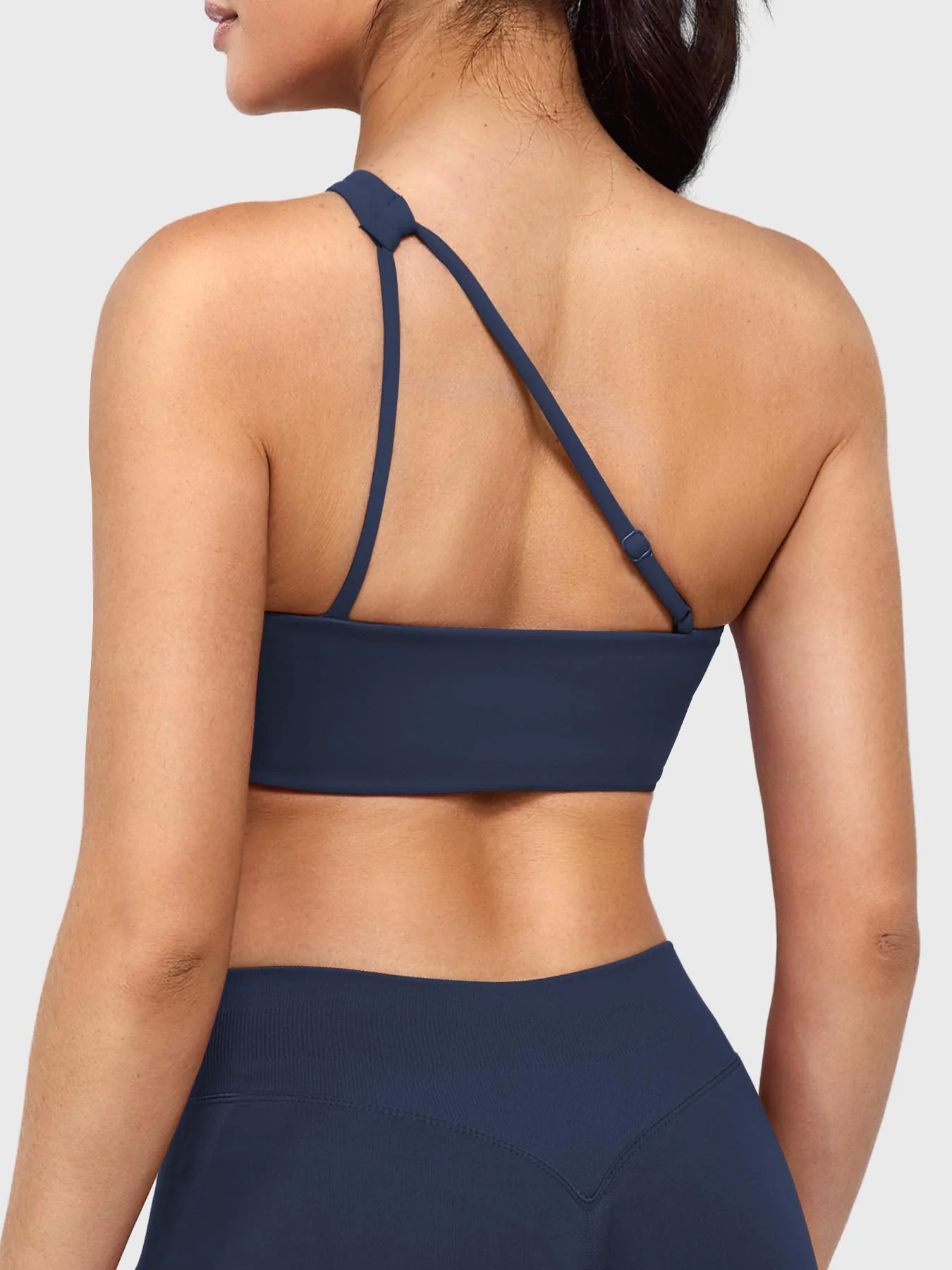 Yeoreo Claranie One-Shoulder Sports Bra - Image 9