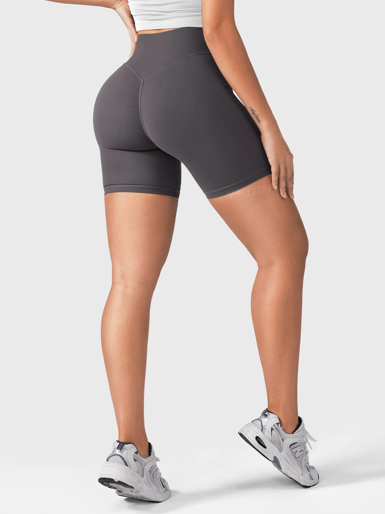 Yeoreo Craze 6" Scrunch Shorts - Image 16