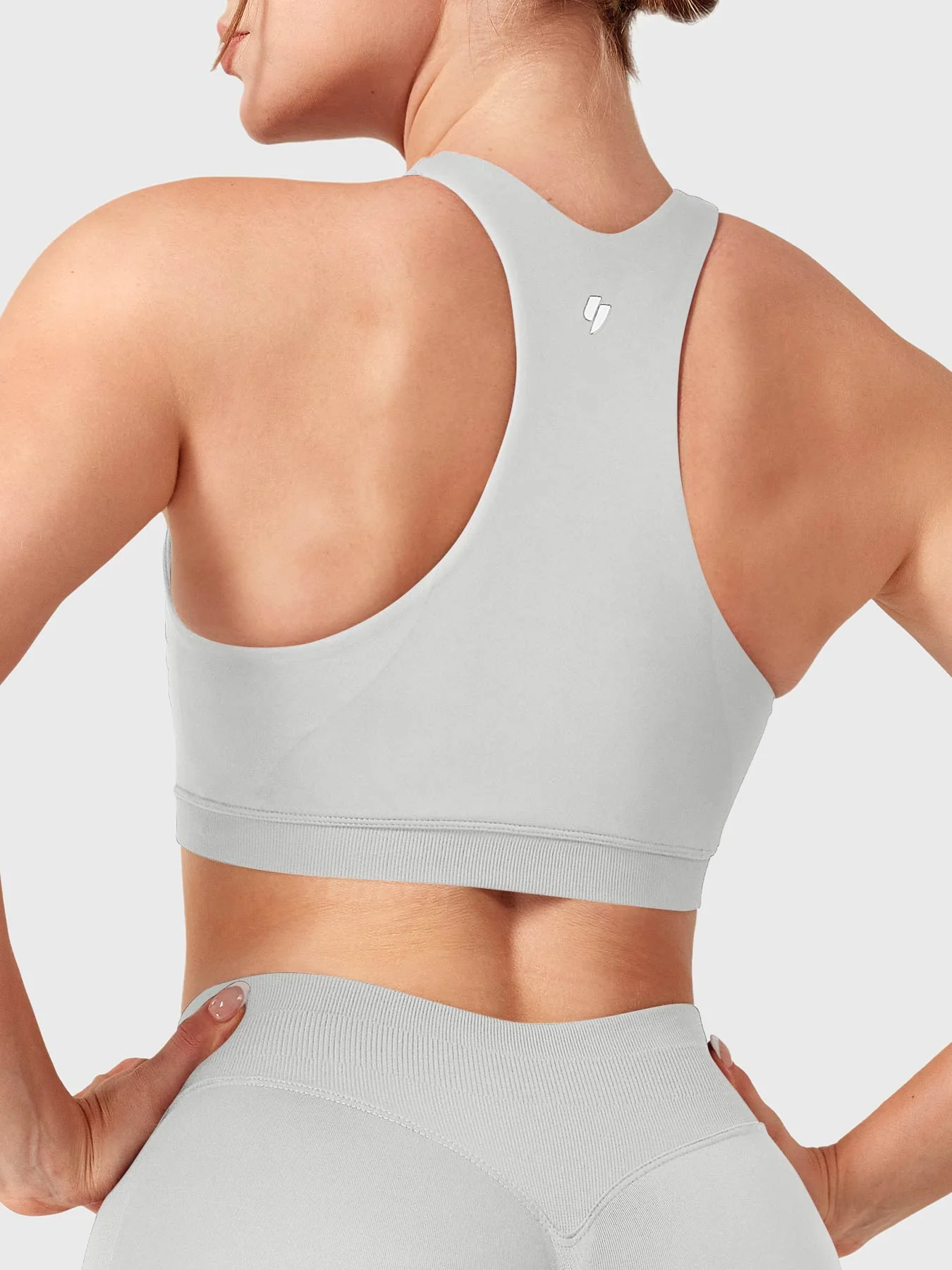 Yeoreo Dafnien Racerback Seamless Sports Bra - Image 22