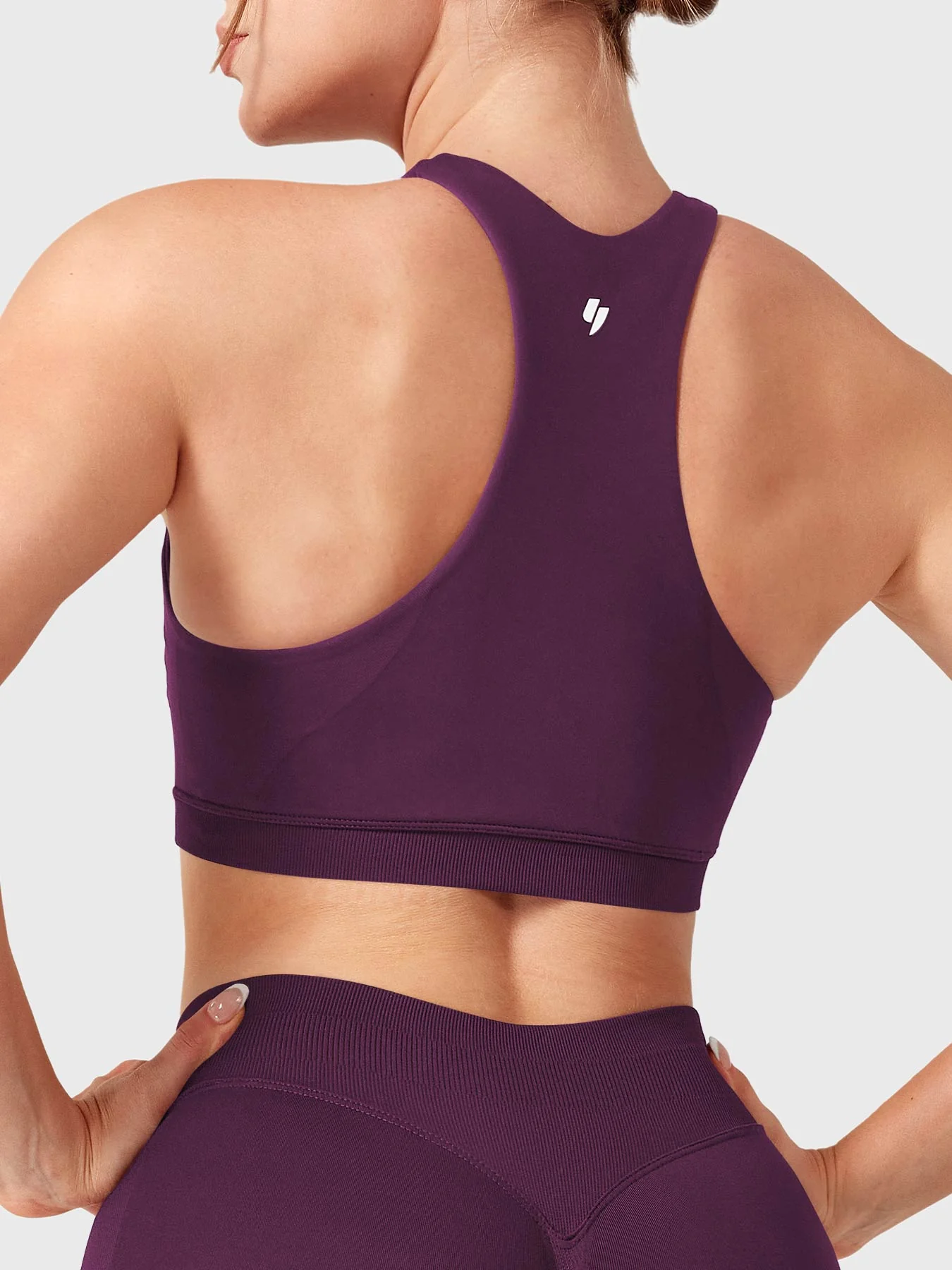 Yeoreo Dafnien Racerback Seamless Sports Bra - Image 7