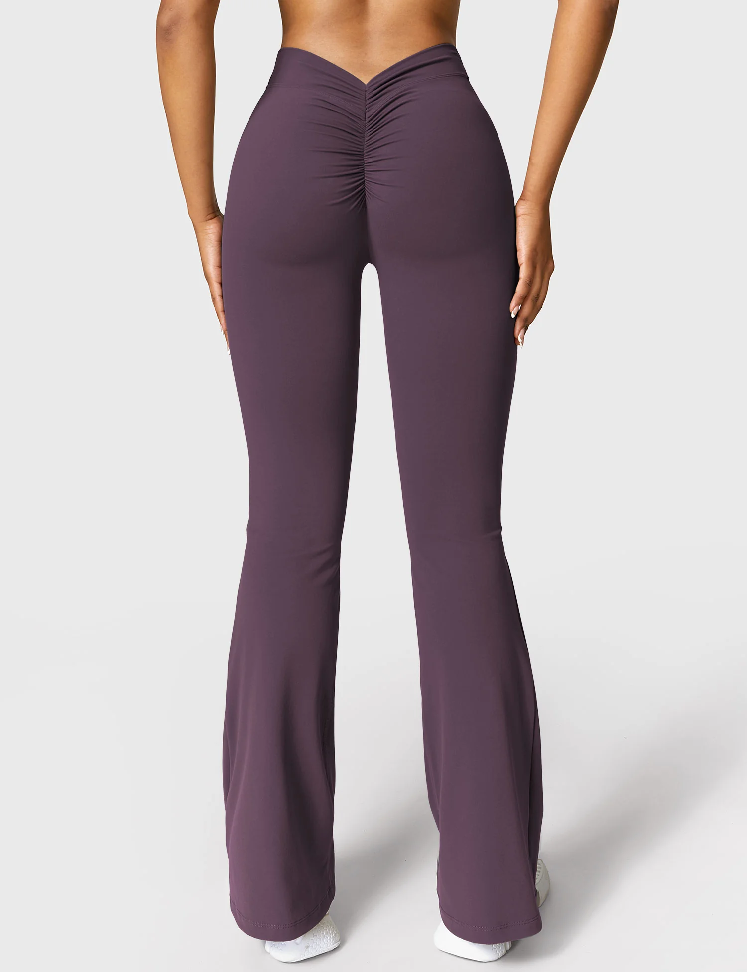 Yeoreo Daze V-back Flare Leggings - Image 93