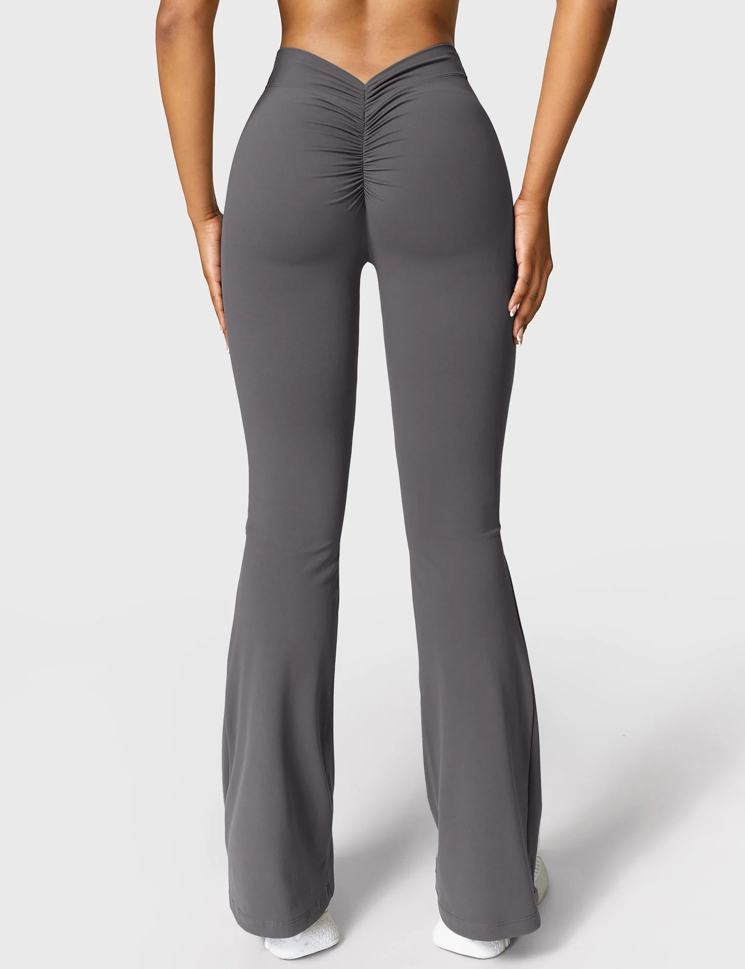 Yeoreo Daze V-back Flare Leggings - Image 50