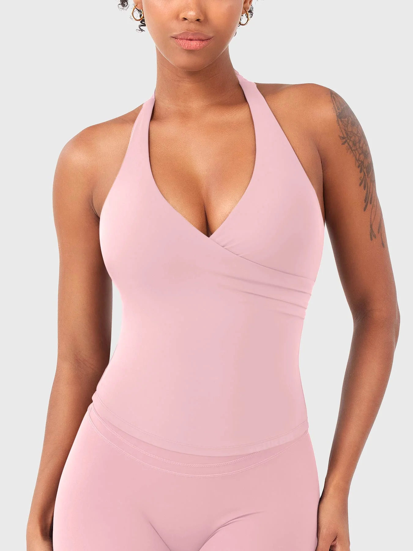 Yeoreo Elevine V Halter Tank