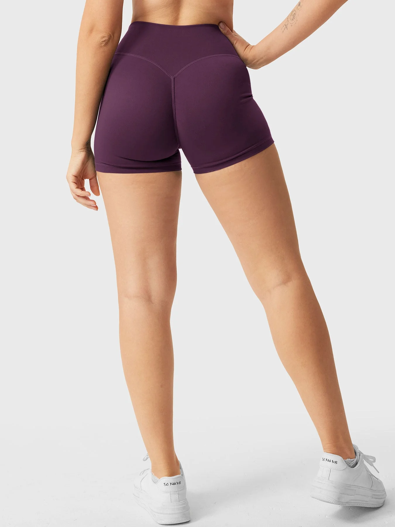 Yeoreo Elysina 2.5" Running Shorts - Image 5