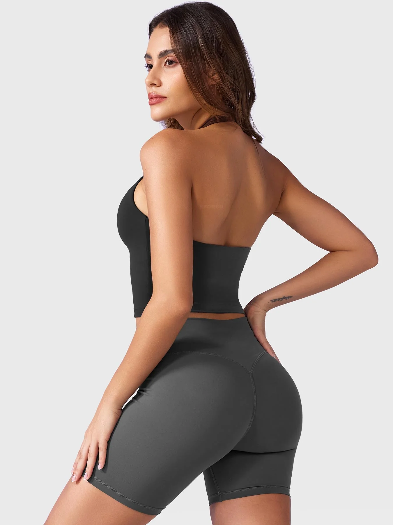 Yeoreo Hazel Halter Tank - Image 35