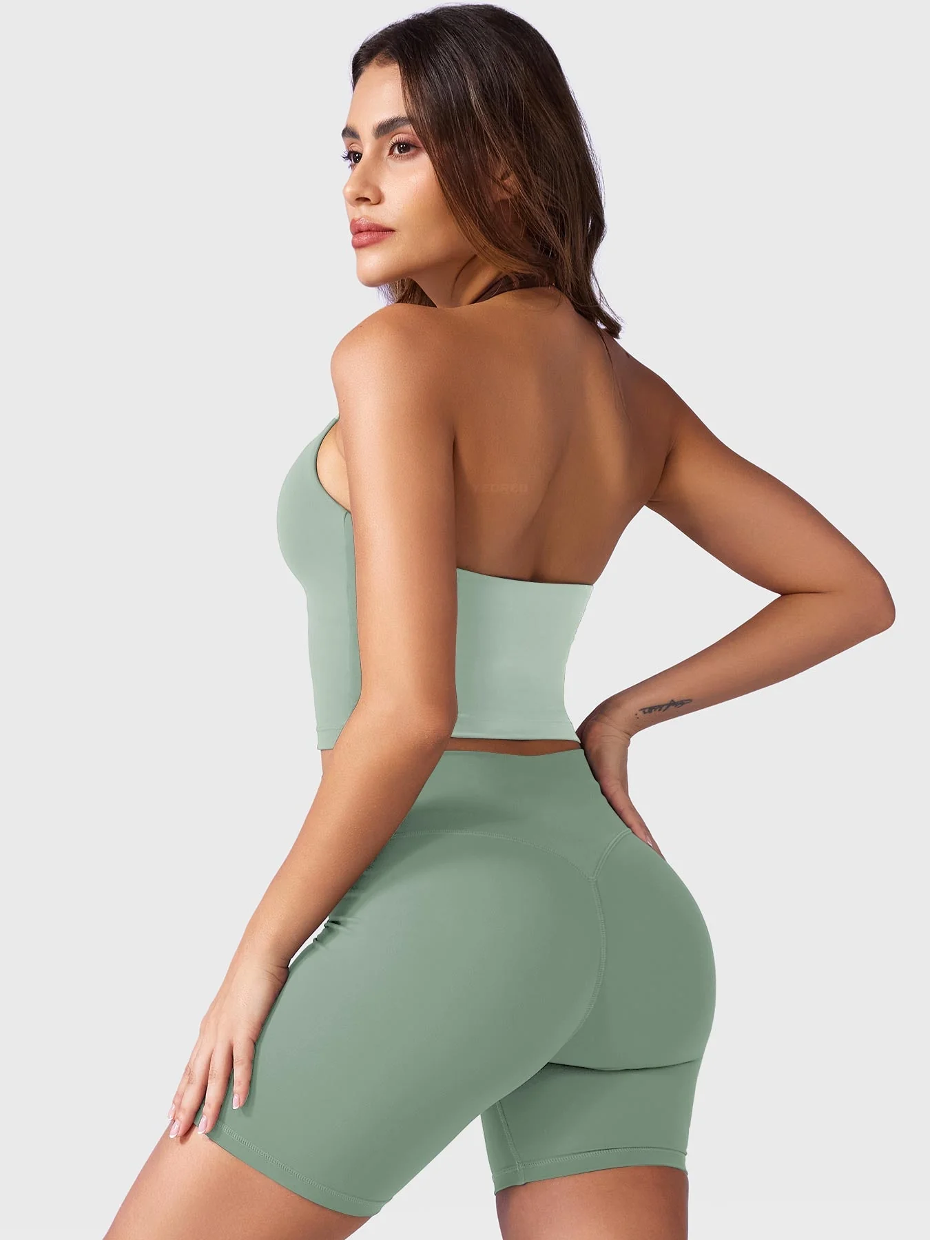 Yeoreo Hazel Halter Tank - Image 45