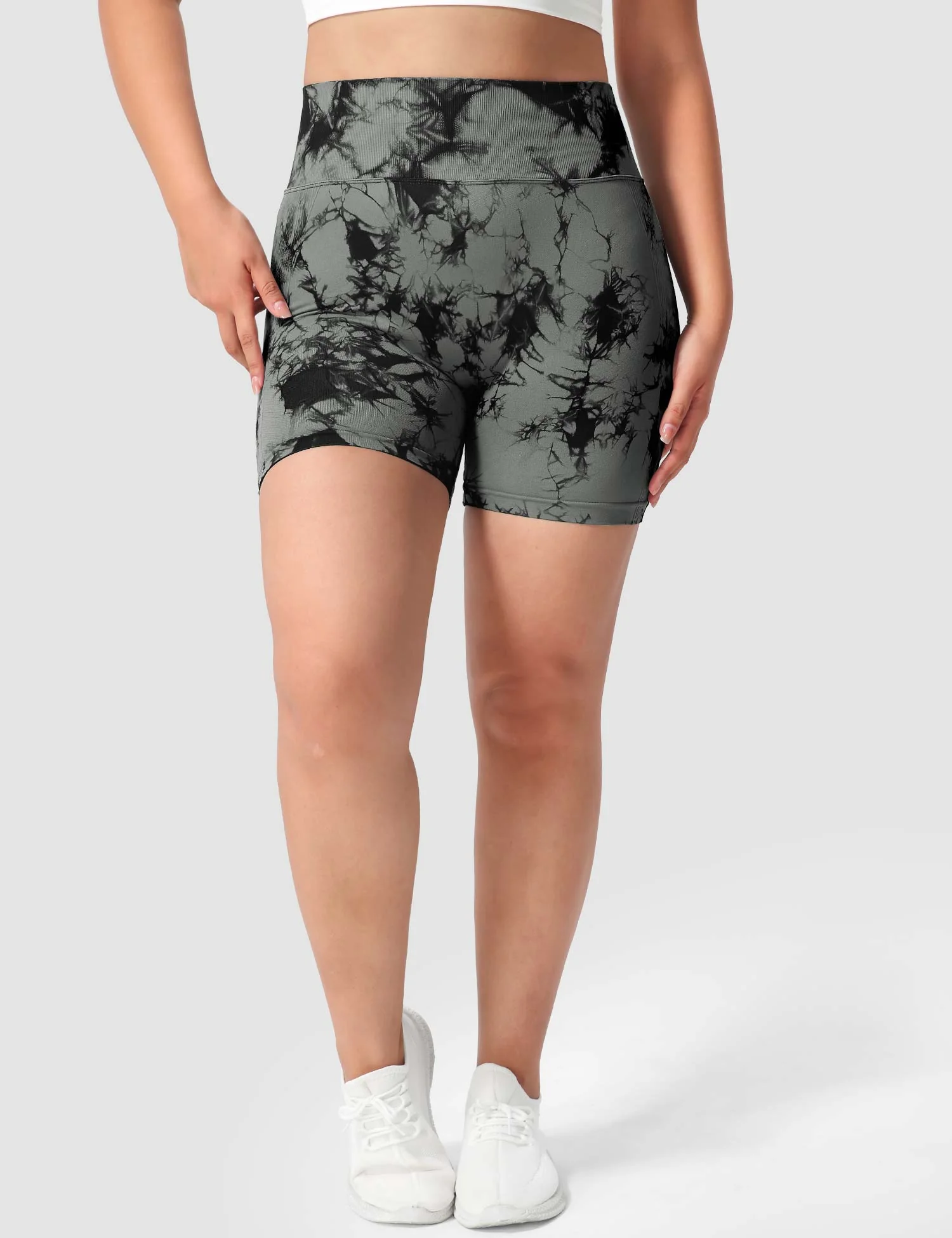 Yeoreo Professional Tie Dye Shorts - Image 8