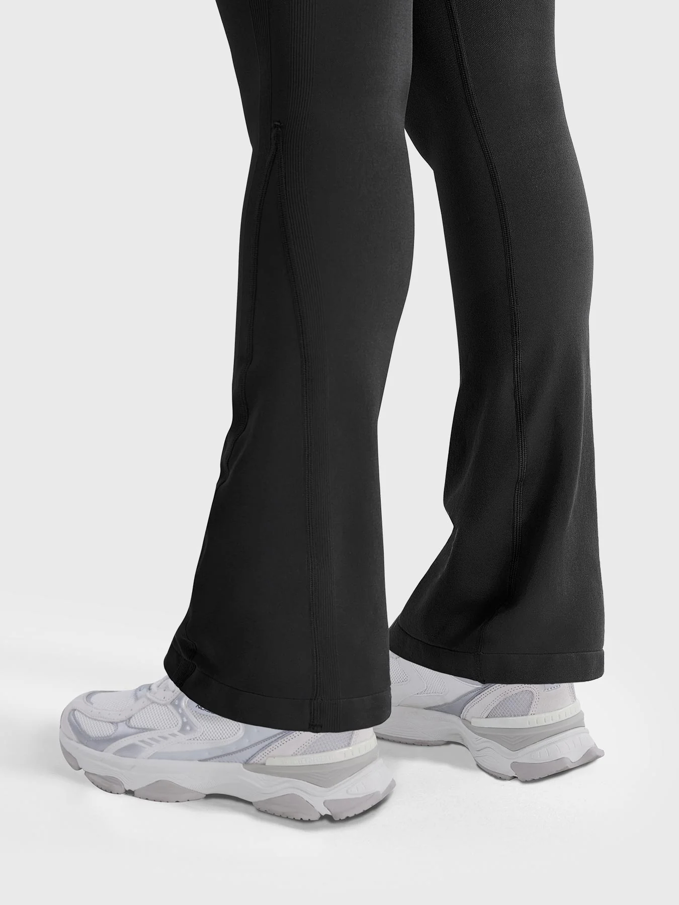 Yeoreo Lilliean 28" Mini Flare Leggings - Image 11