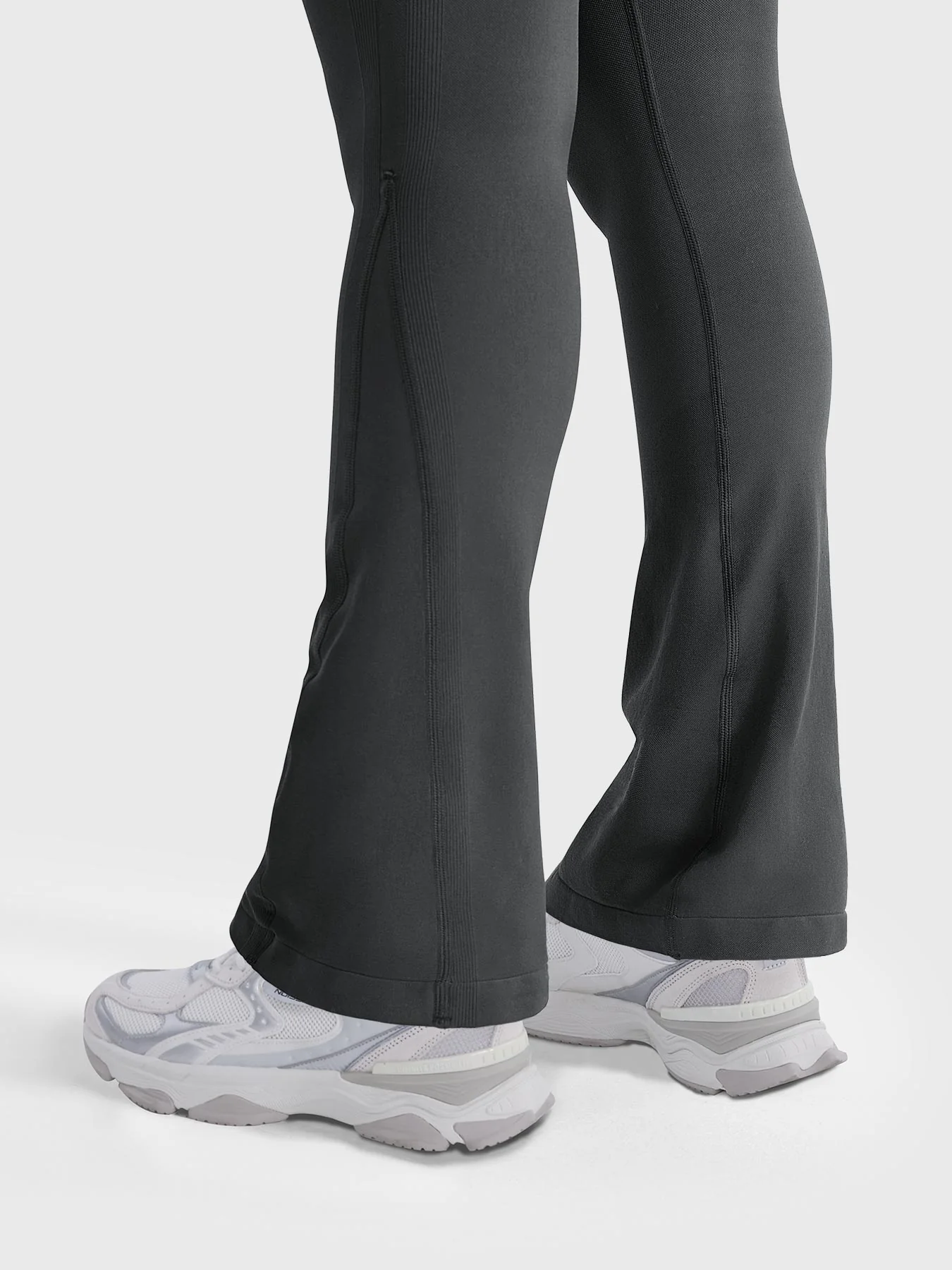 Yeoreo Lilliean 28" Mini Flare Leggings - Image 5