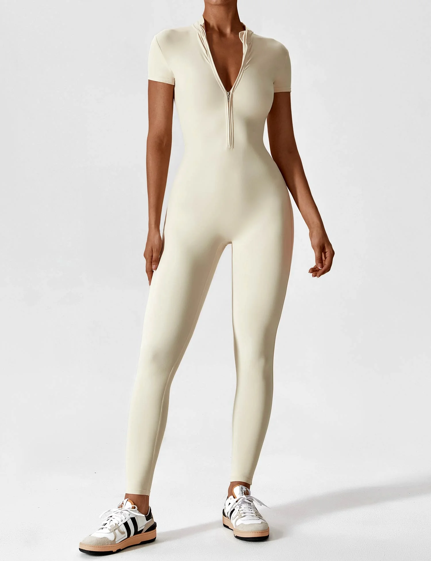 Yeoreo Short Sleeve Zipper Jumpsuit