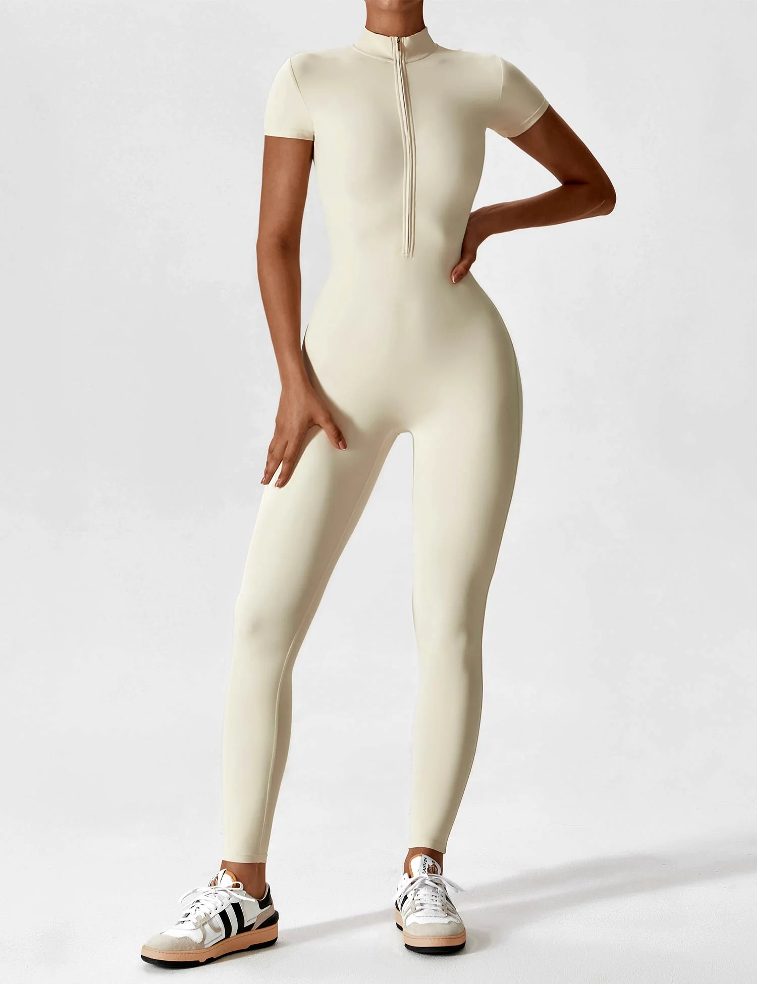 Yeoreo Short Sleeve Zipper Jumpsuit - Image 3