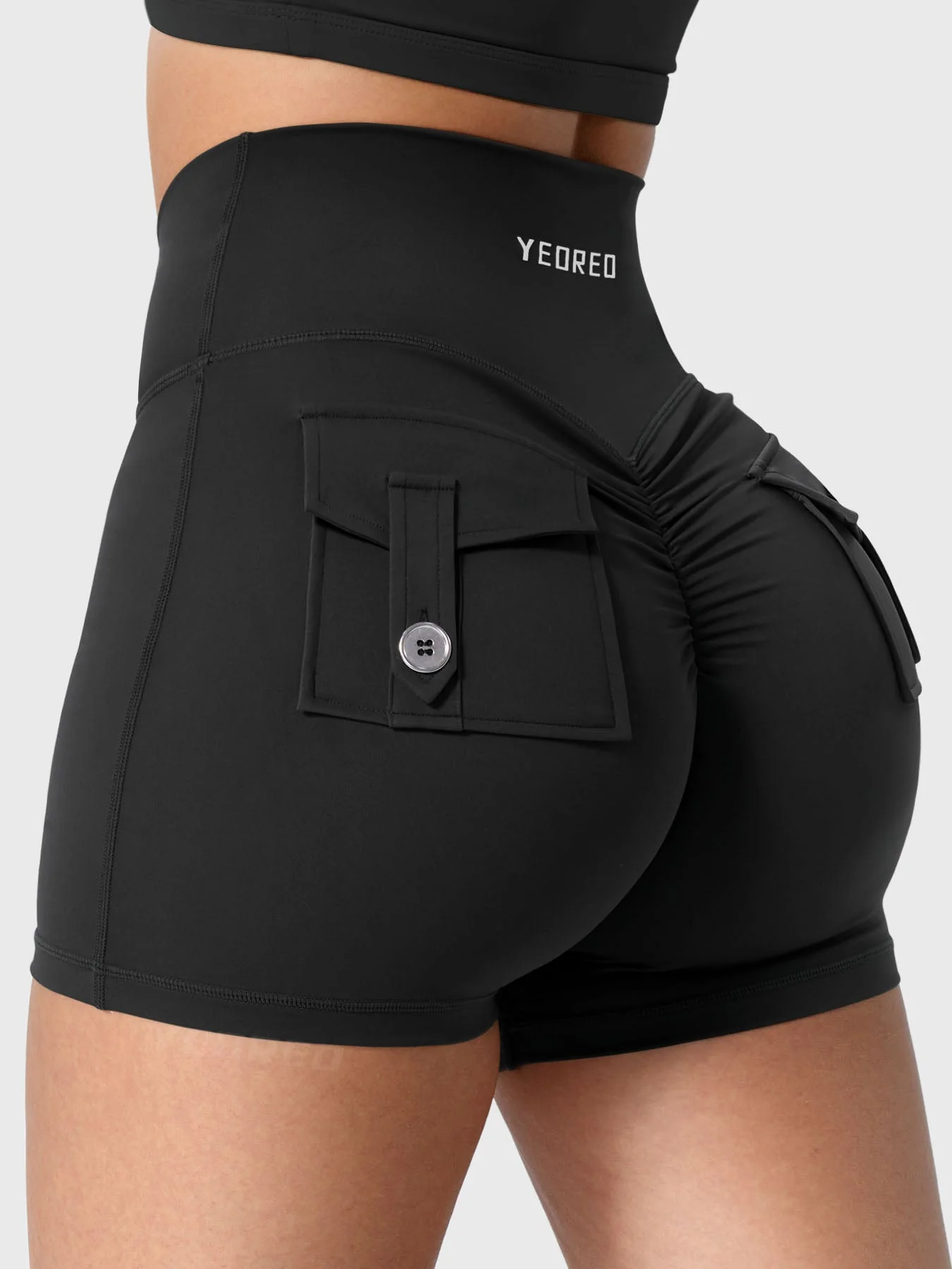 Yeoreo Charm CoreFlex™ V-Waistband 3.6" Shorts - Image 5