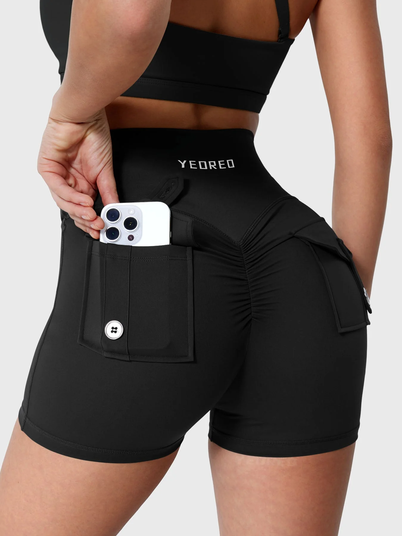 Yeoreo Charm CoreFlex™ V-Waistband 3.6" Shorts - Image 7