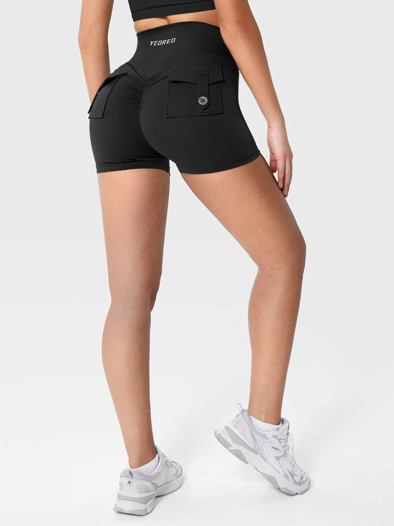 Yeoreo Charm CoreFlex™ V-Waistband 3.6" Shorts - Image 8