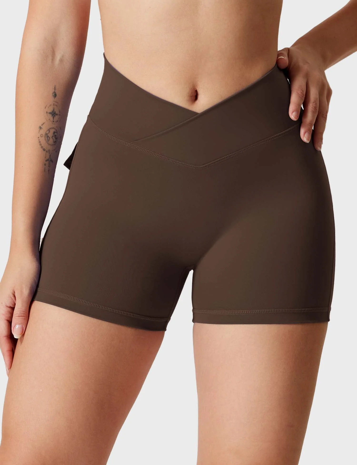 Yeoreo Charm CoreFlex™ V-Waistband 4.5" Shorts - Image 74